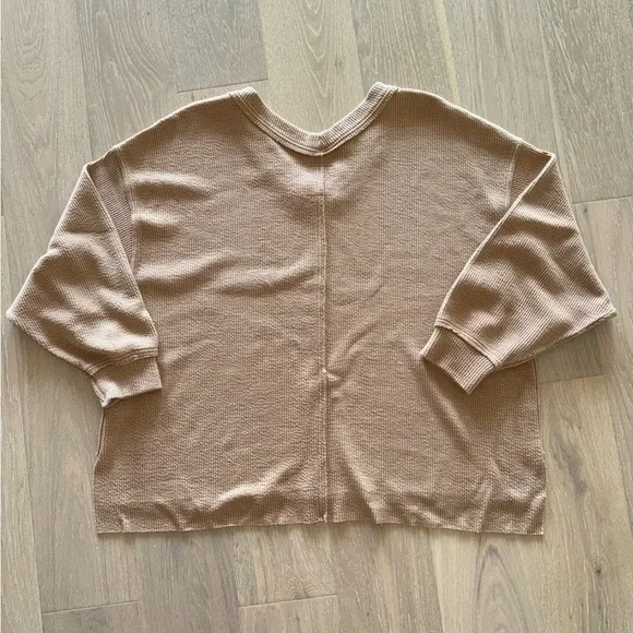 Aerie V-Neck Sweater in Tan XXL - Picture 2 of 3
